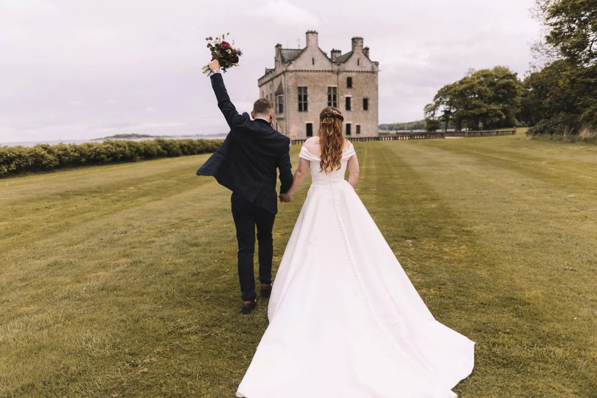 The benefits of using a wedding planner