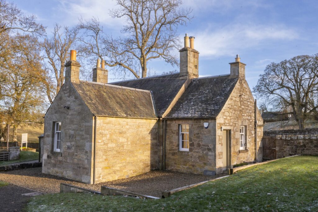 Roseberry Steading Library Cottage 12