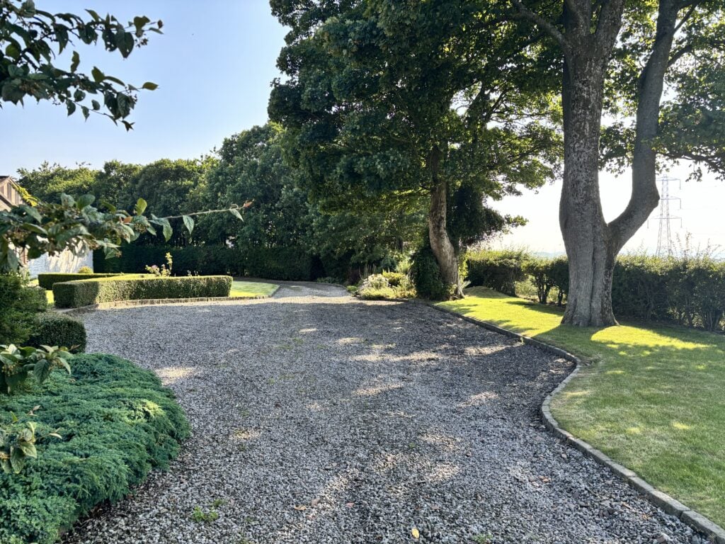 Harlaw Farmhouse Driveway